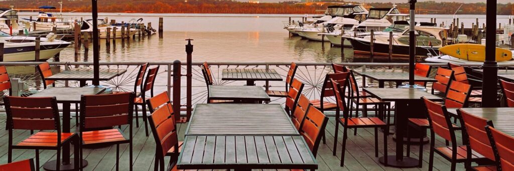 best dock and dine restaurants, best waterfront restaurants directory, boats and charters guide