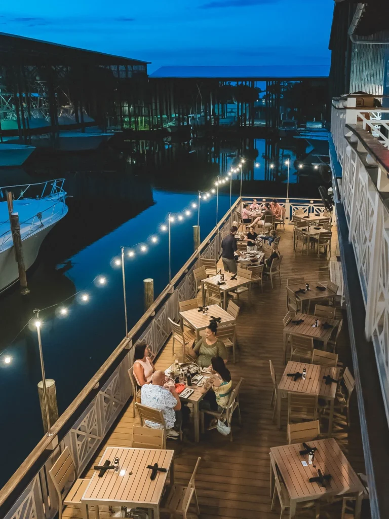 shipps dockside dock and dine boatsandcharters 768x1024